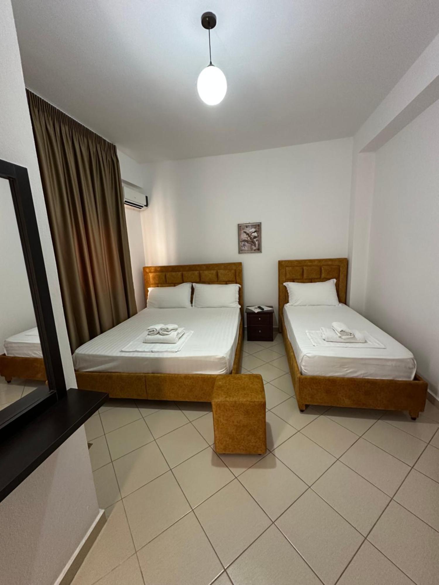 Lengu Holidays Houses Sarande Bilik gambar