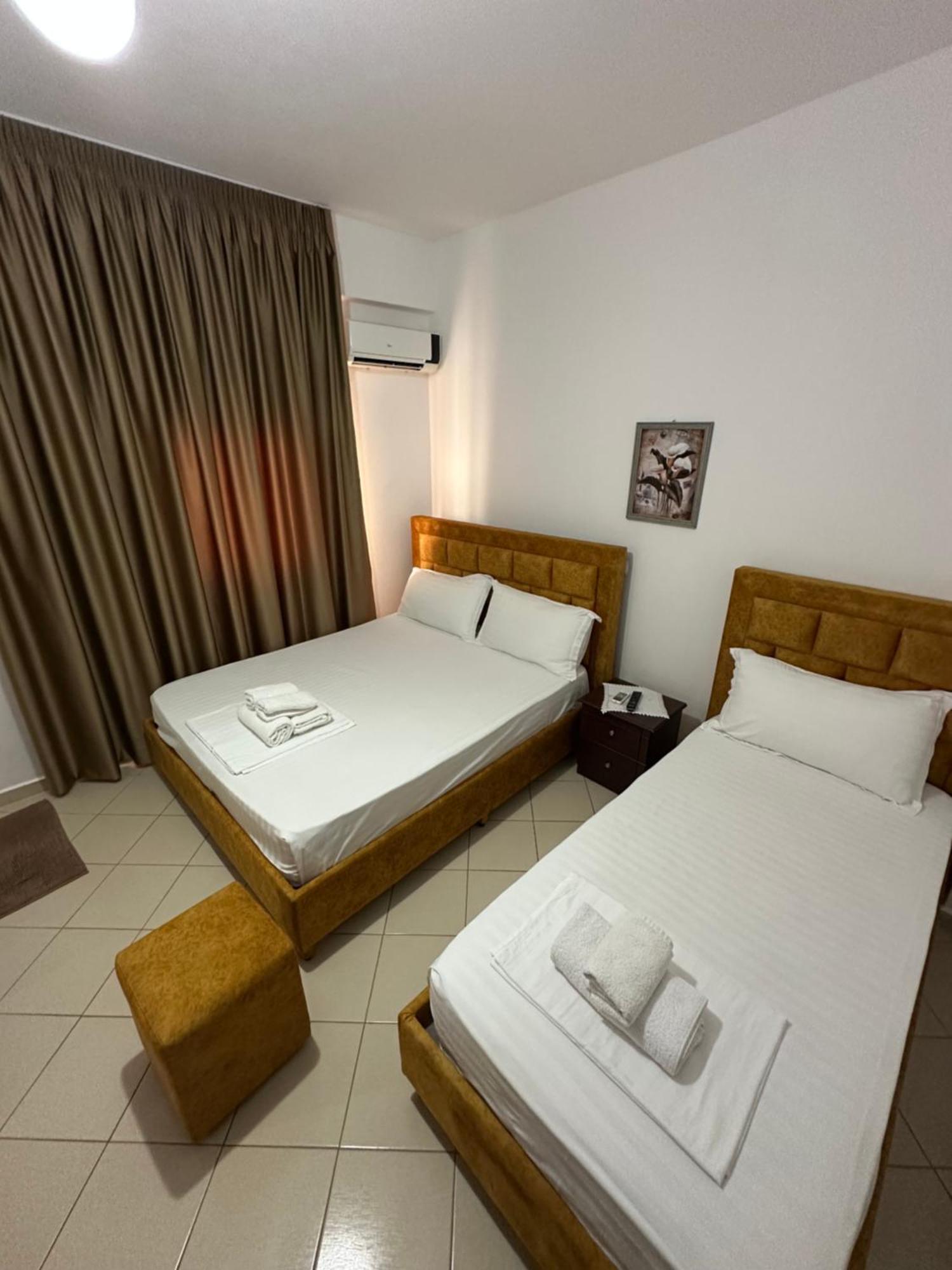 Lengu Holidays Houses Sarande Bilik gambar
