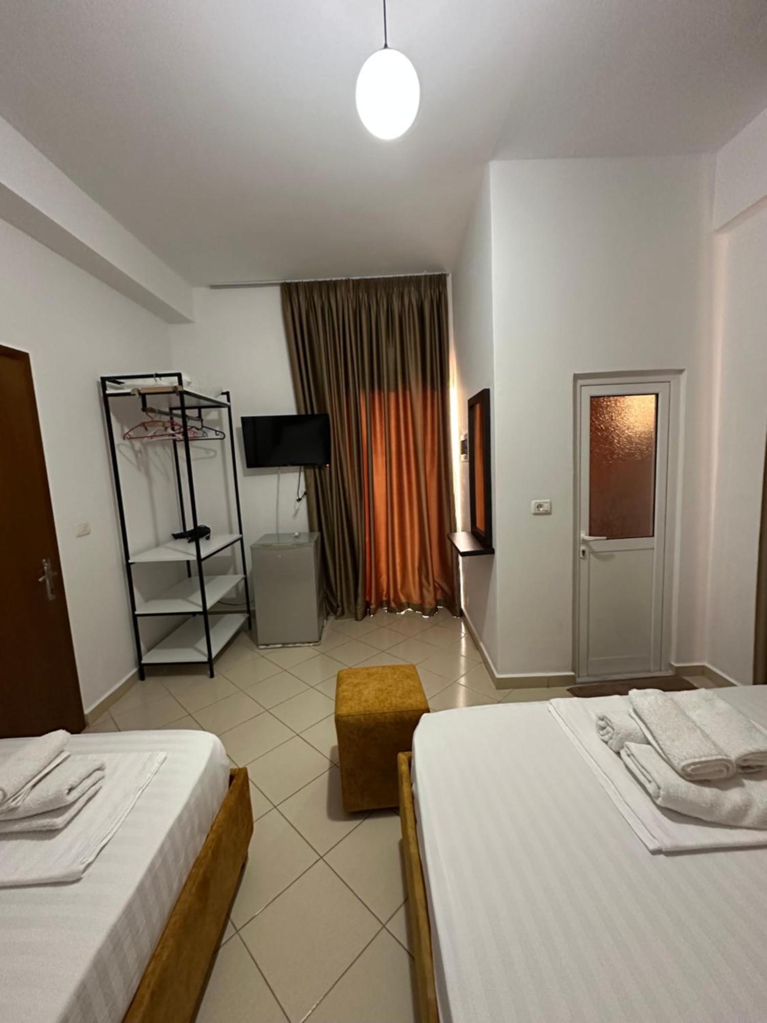 Lengu Holidays Houses Sarande Bilik gambar